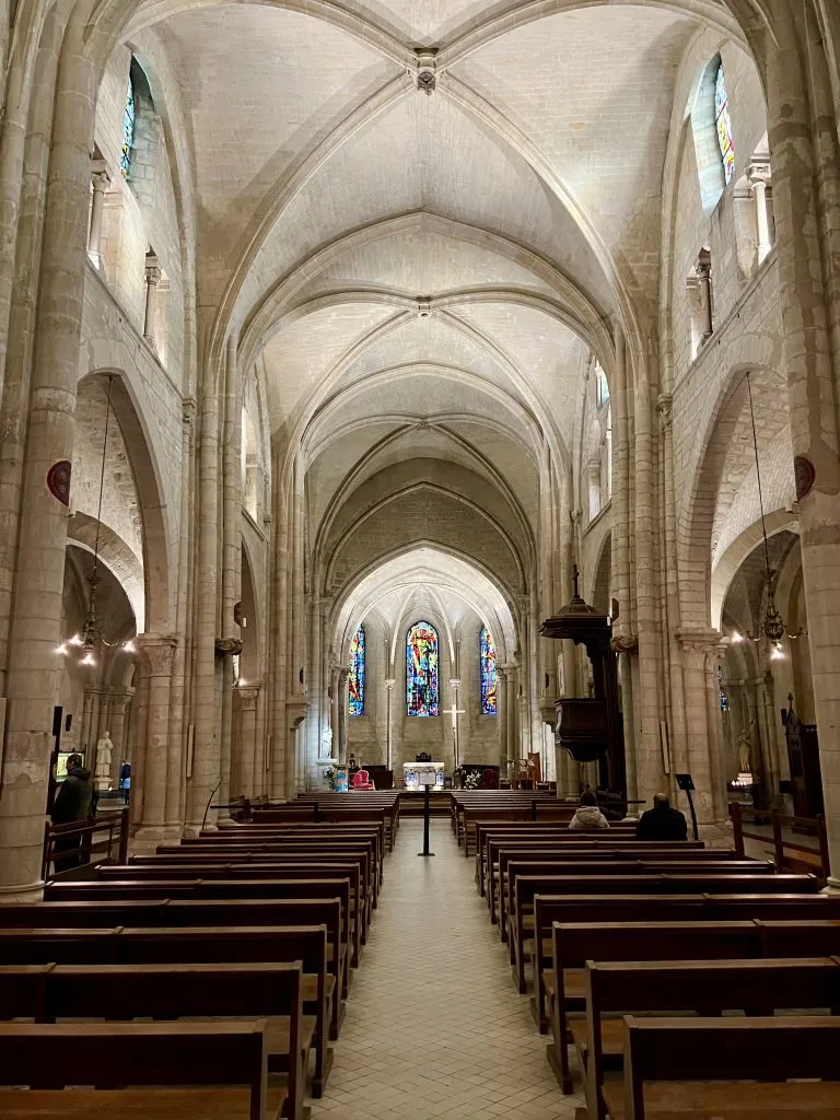 interior of church of st pierre de montmartre paris second oldest church