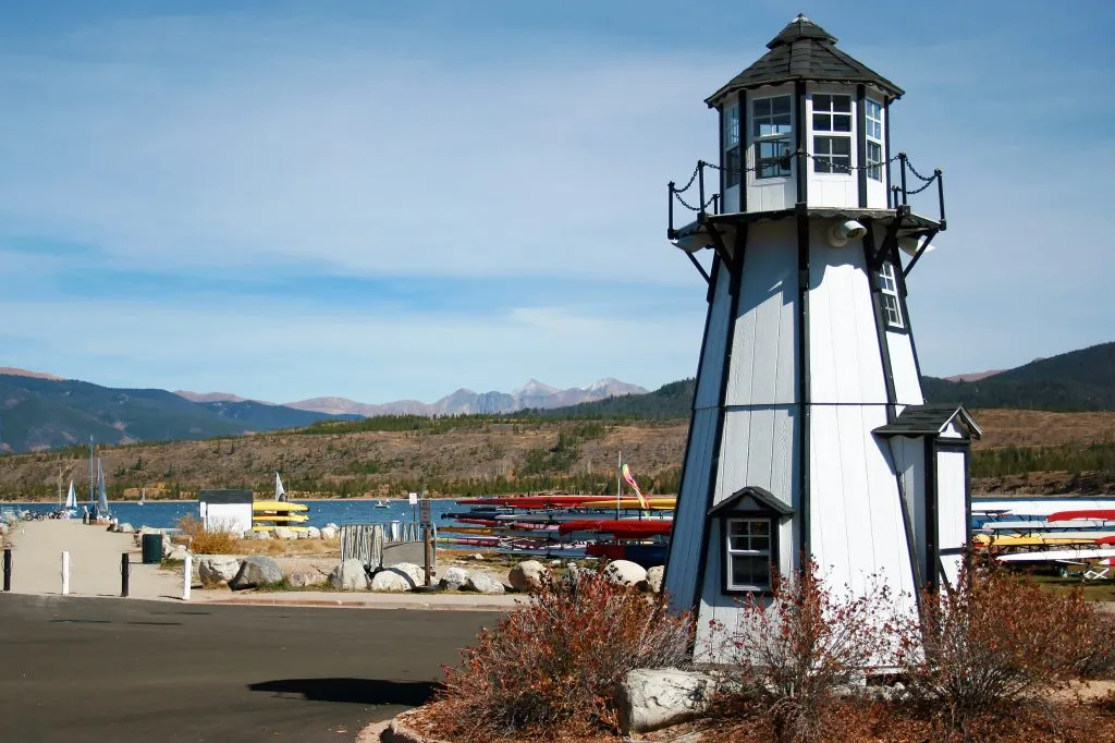 white wooden lighthouse in frisco colorado in summer