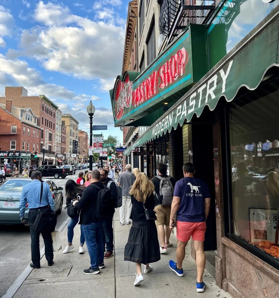 crowd in front of modern pastry in boston north end